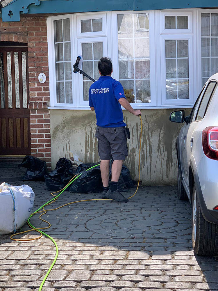 roof sealer